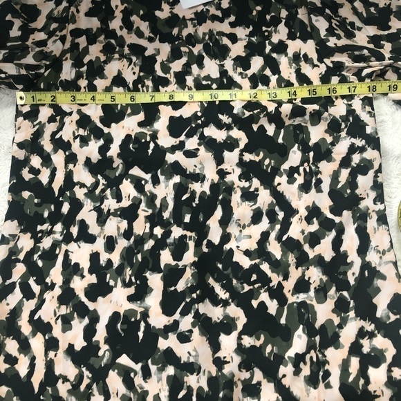 H&m Boat-neck Satin Dress - Picture 5 of 13